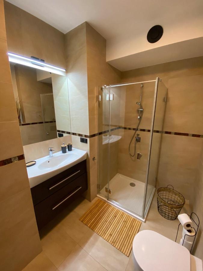 Secret Apartments Chelmska 55M2 바르샤바 외부 사진