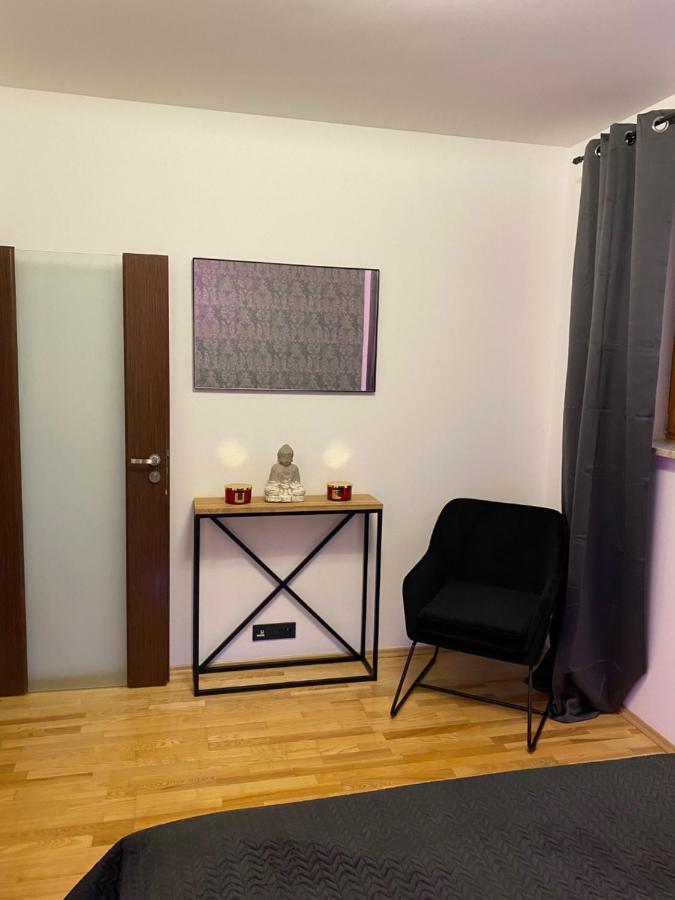 Secret Apartments Chelmska 55M2 바르샤바 외부 사진