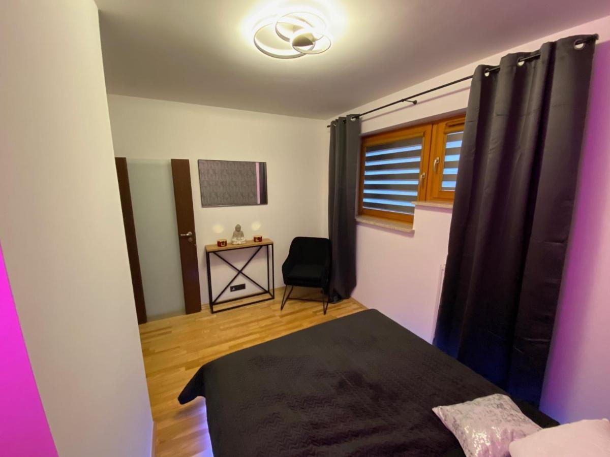 Secret Apartments Chelmska 55M2 바르샤바 외부 사진