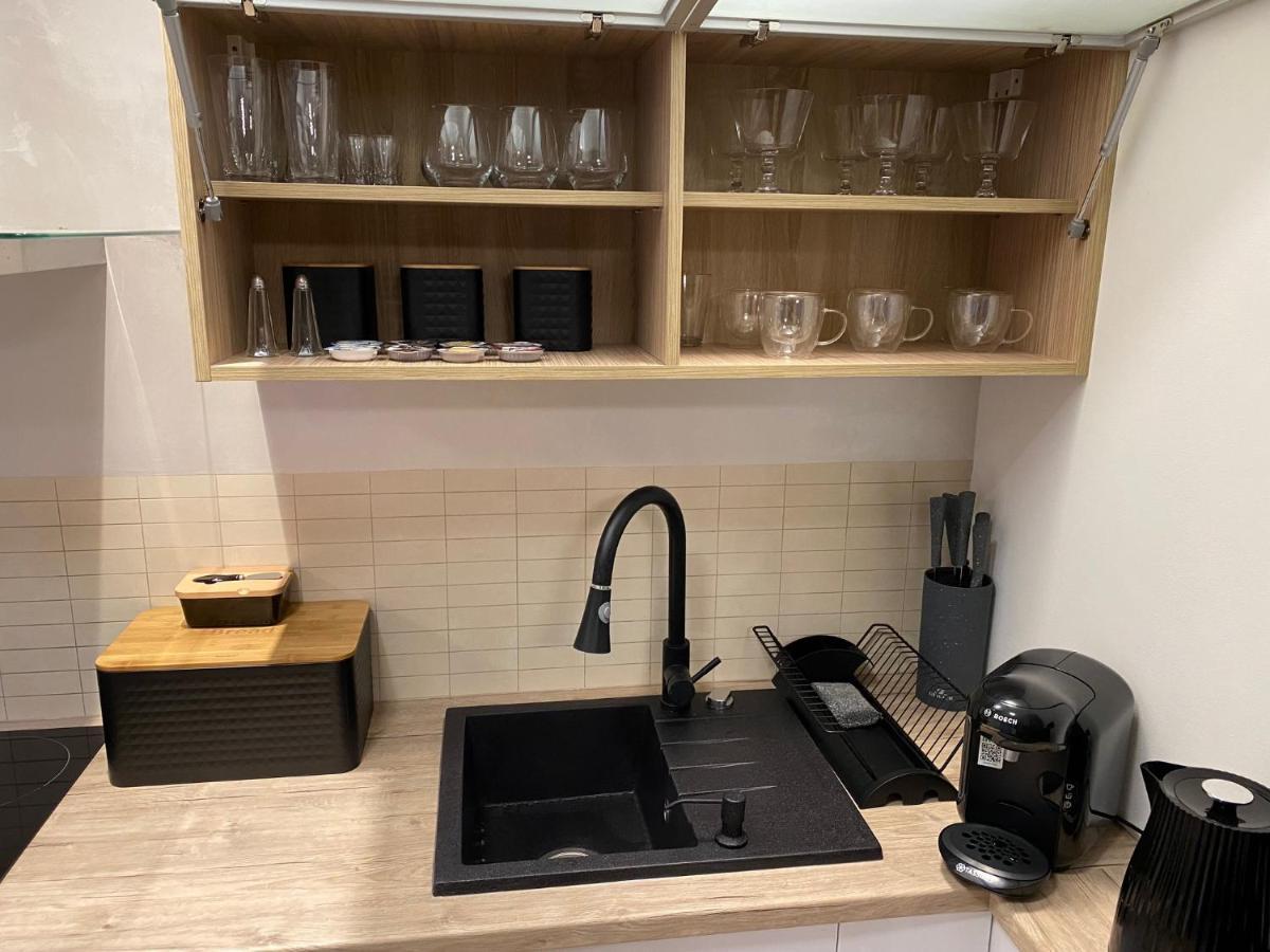 Secret Apartments Chelmska 55M2 바르샤바 외부 사진