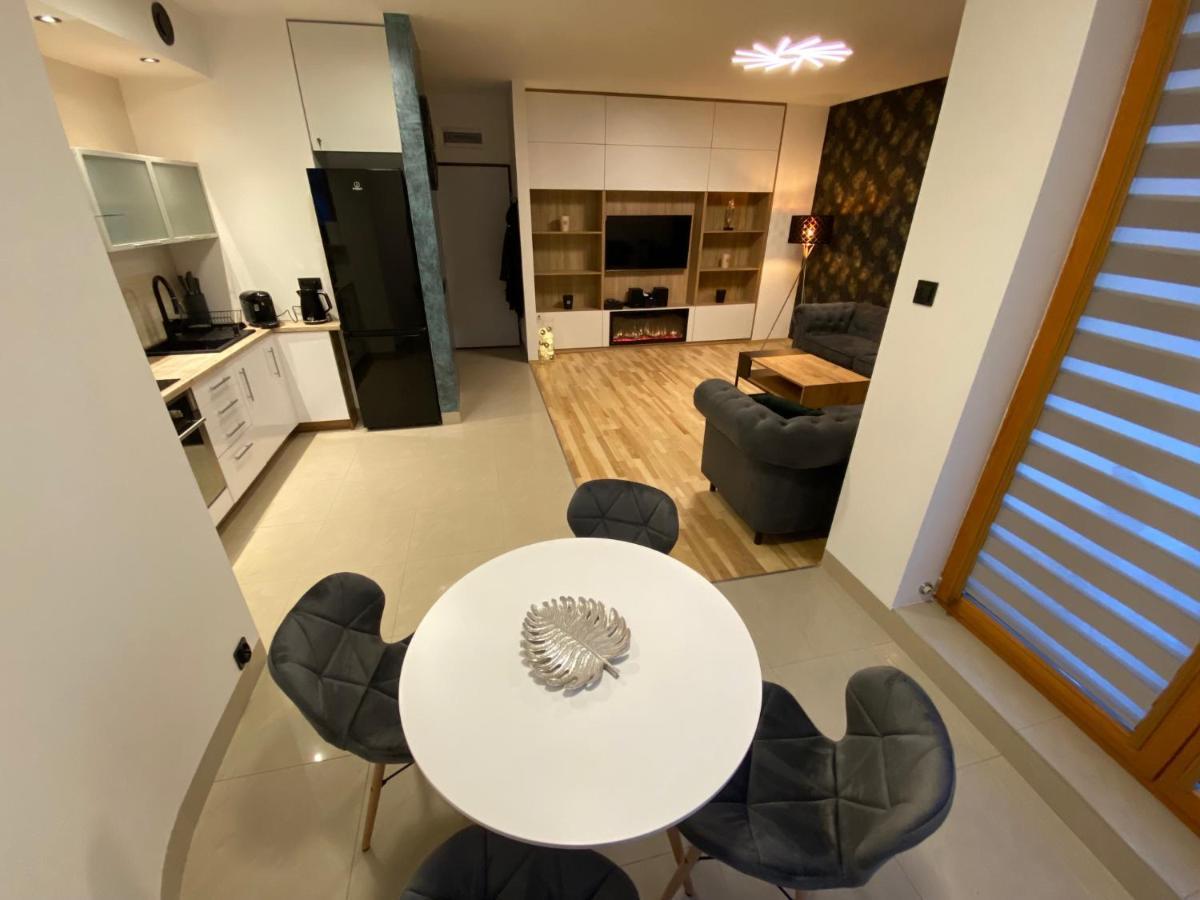 Secret Apartments Chelmska 55M2 바르샤바 외부 사진