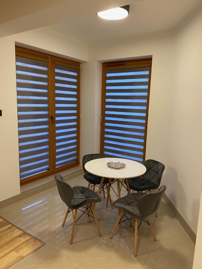 Secret Apartments Chelmska 55M2 바르샤바 외부 사진