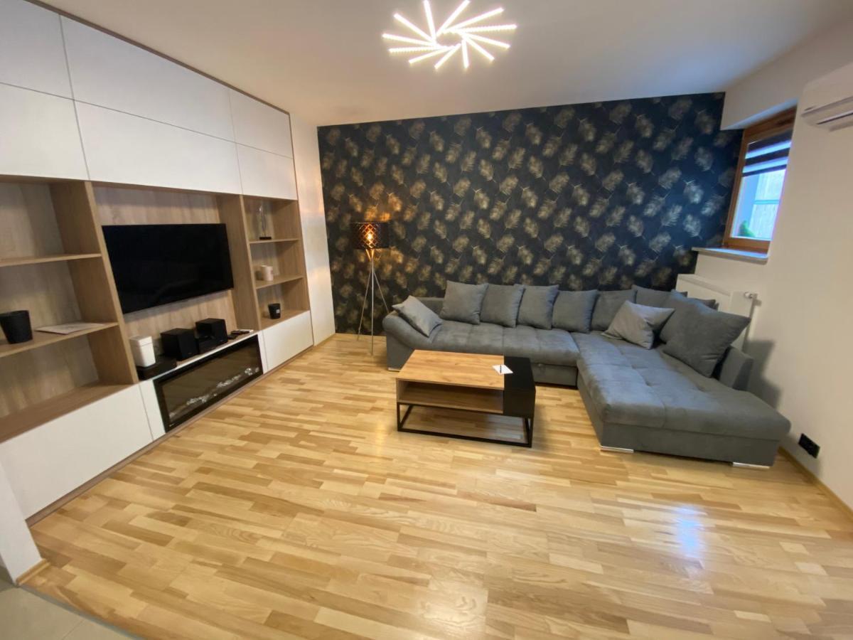 Secret Apartments Chelmska 55M2 바르샤바 외부 사진